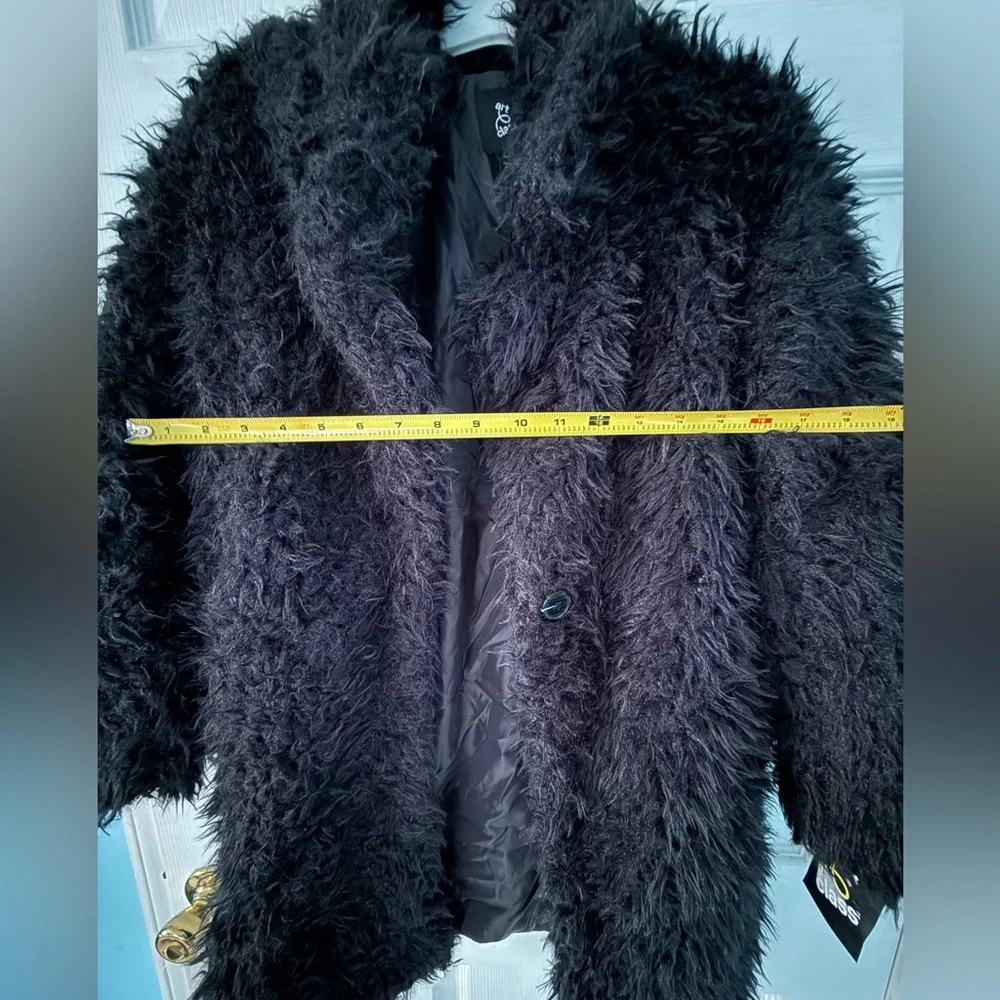 Art Class Girl's Fuzzy Sherpa Coat, Black, size Med